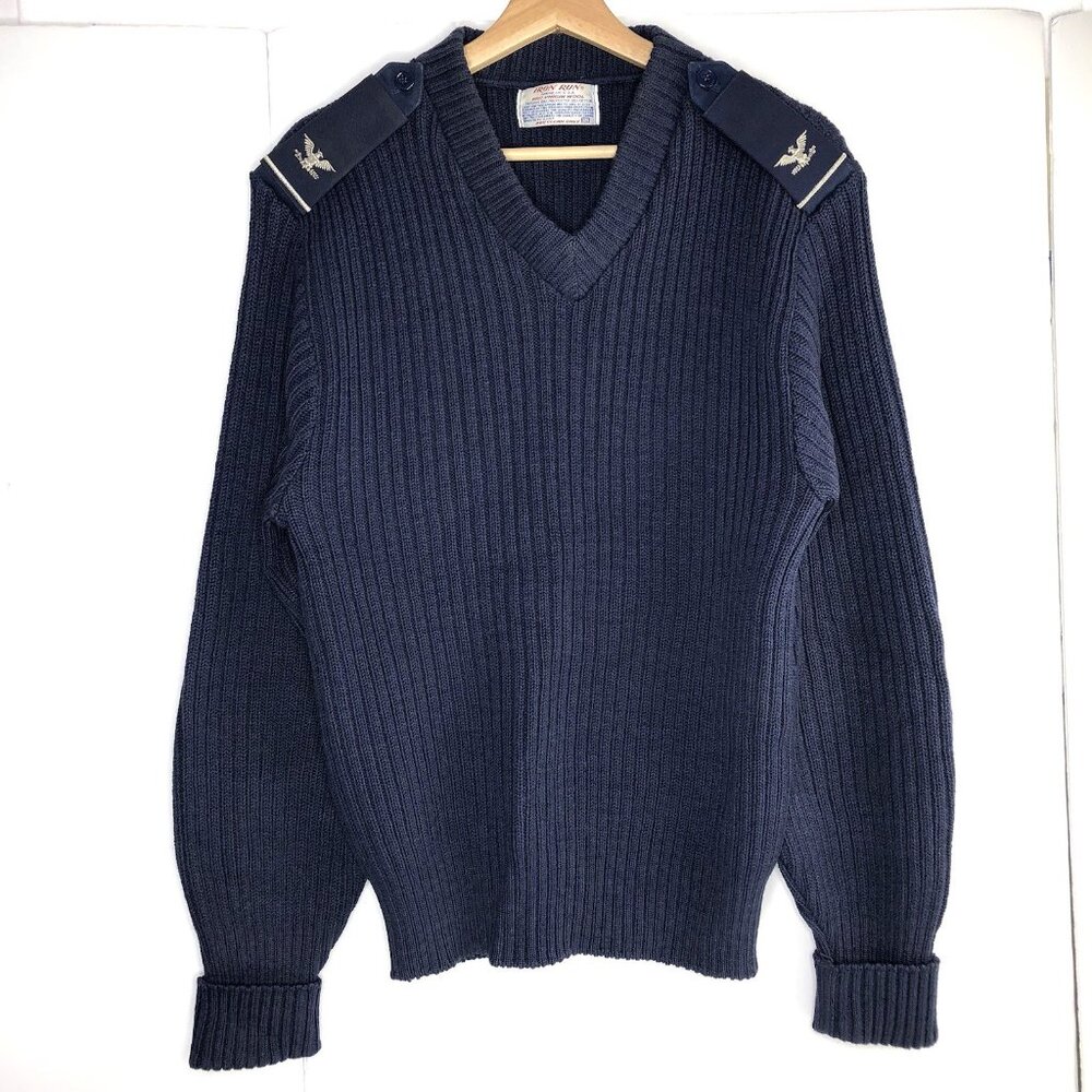 1960s Iron Run US AIR FORCE Navy Blue Wool Sweater Sz 42 USAF Military Insignia
